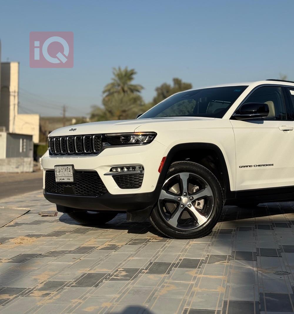 جيب جراند شيروكي